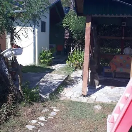Homestay Kolonia E Artistave