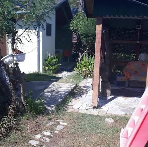 民宿 Kolonia E Artistave