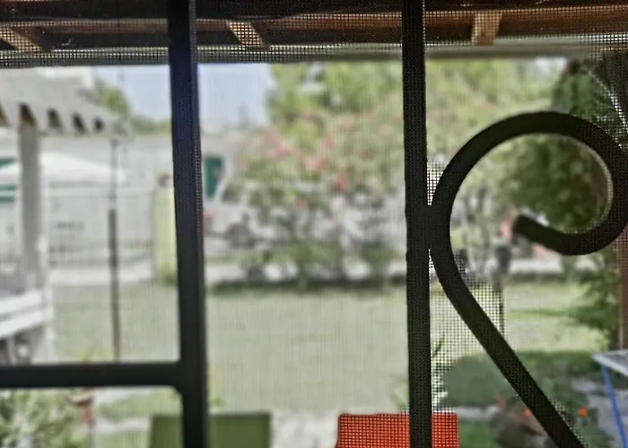 民宿 Kolonia E Artistave *